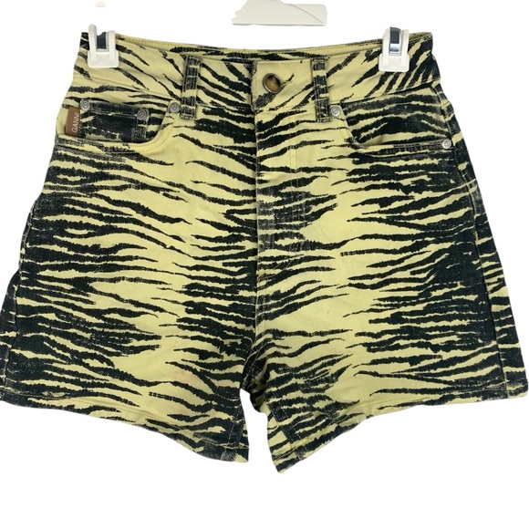 Ganni Tiger Stripe Print Pastel Yellow High Rise Denim Shorts Size 25 - Picture 3 of 11
